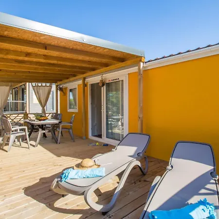 Holiday Camping Lanterna By Interhome